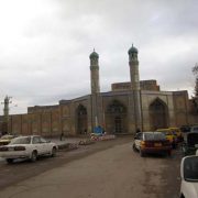 مسجد-جامع-هرات-که-در-عصر-معزالدین--کرت-تزئینات-وخانقاهی--جدید-بدان-افزوده-گشت